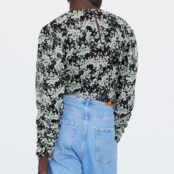 Zara Floral Print Crop Top Size Large - Picture 5 of 5